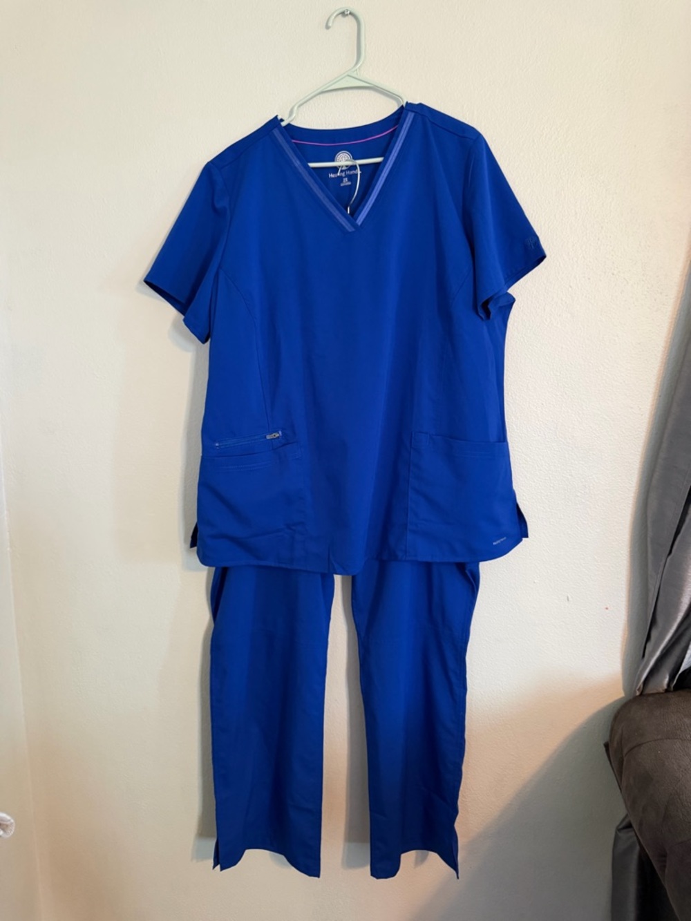 Healing Hands Royal Blue Scrub Set | Size 2X | V-Neck Top & Pants
